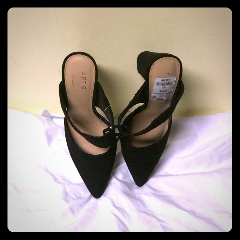 Black women’s high heels sandals